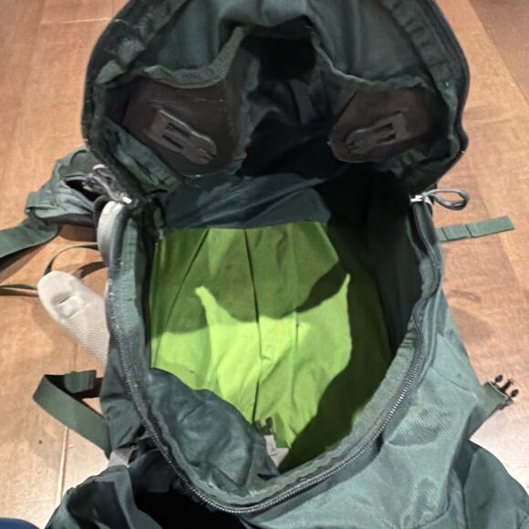 Osprey Sirrus 36 Women’s Backpack (17–20in) Hiking Pack - Picture 5 of 6